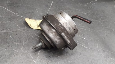 67584401 подушка двигателя bmw e53 3.0d фото №1