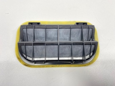 Решітка вентиляційна витяжка повітря багажника vw touareg audi r8 фото №1