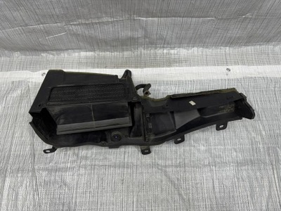 Впуск воздуха maserati ghibli m157 granlusso 670104211 фото №1