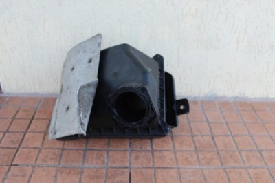 Корпус фільтра повітря audi a4 b6 2.0 alt 06b133837p фото №1