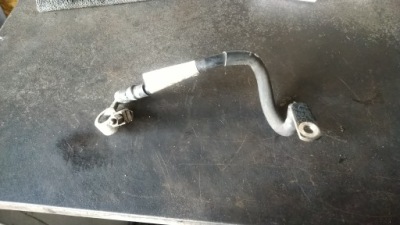 Vw touran i 1t 1.9 tdi - клемма минусовая фото №1