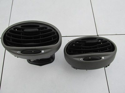 Решітка обдув бежева focus mk1 1998- 2004 фото №1