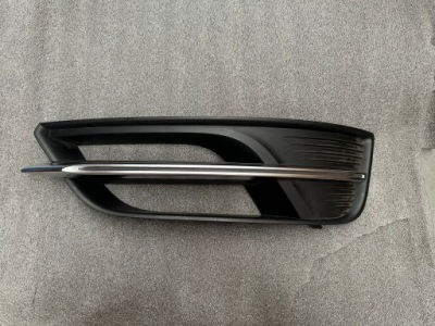 Решітка решітка радіатора заглушка бампера audi s8 d4 przedlift 4h0807679g.... фото №1