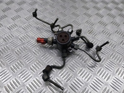 Розподільник пального ford focus mk2 1.8 tdci 4m5q-9d280db фото №1