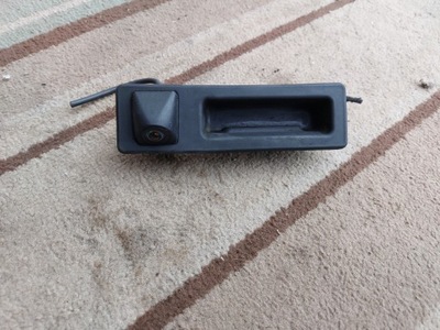 Камера cowania кнопка открывания крышки задняя bmw f30 фото №1