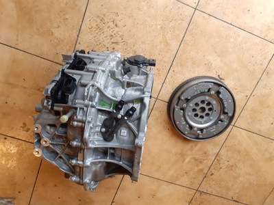 BMW U06 U11 218I КОРОБКА ПЕРЕДАЧ АВТОМАТ КОМПЛЕКТ. 5TKM GD7Q30KG 5B13016