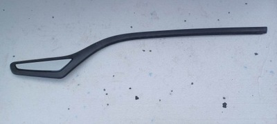 Молдинг крыла заднего левая peugeot 208 фото №1