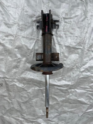 Renault master амортизатор передній фото №1