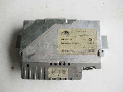 Бортовий комп'ютер блок керування vw golf ii 191907379 фото №1
