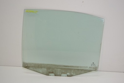 Стекло боковая левая задняя оригинальная тонированная пленка skoda octavia 1 i sedan фото №1