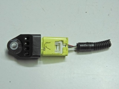 Toyota rav4 iii lift датчик удара 89831-28020 фото №1