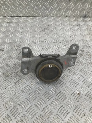 Подушка двигателя volvo v40 ii 12- 2.0d фото №1