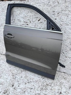 Q3 8u lift дверь правое передние перед золотой lw8z фото №1