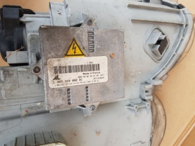 Mercedes 732908201 r 230 sl 500 перетворювач ксенон фото №1