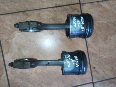 Поршні mazda 6 2.0citd 02 kombi фото №1