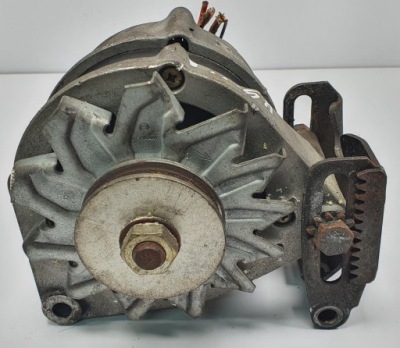 Генератор mercedes w115 w114 w123 0986031400 фото №1