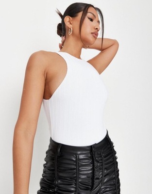 MISSGUIDED BIAŁE BODY PRĄŻKI AQV XXH__L