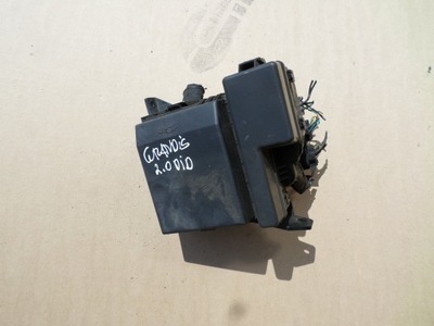 Коробка запобіжників mitsubishi grandis 2.0 did фото №1