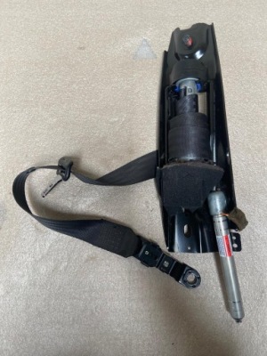 Pas безпеки натягувач правий volvo s80 1.6 d2 07-16 фото №1