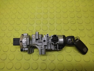 Mazda premacy замок запалювання ключ фото №1