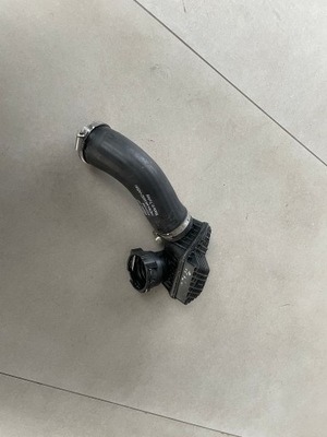 Шланг інтеркулер plug-in volvo xc40 32224392 фото №1