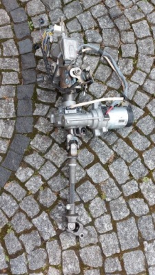 Toyota yaris iii гибрид усилитель электрический фото №1