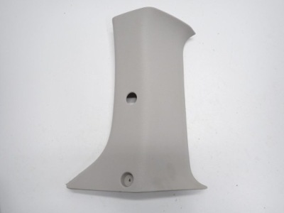 Пластик защита стойка правый задняя 9681033877 partner iii berlingo iii 12r фото №1