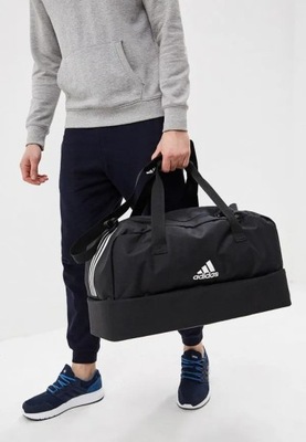 ADIDAS DUFFEL BAG