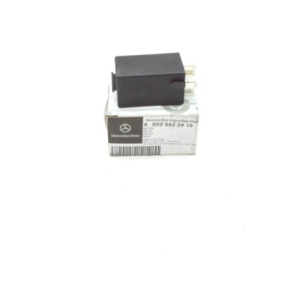 MB SL R230 CONSUMER CUT-OFF CONTROL MODULE PLATE RELAY A0025423919 