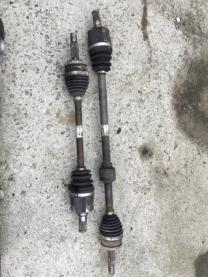 Hyundai i10 ii 1.2b. приводной вал левая автоматическая коробка передач фото №1