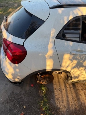 Четверть крыло правый задний  mercedes w156 x156 gla 650 фото №1