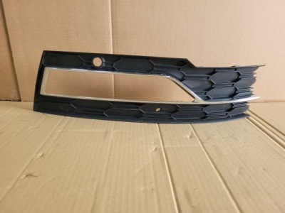 Skoda octavia iv 4 права решітка бампера przó 19- фото №1