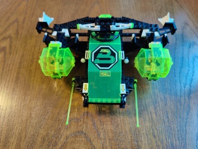 LEGO Space 6981 Aerial Intruder Blacktron