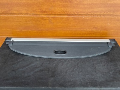 Шторка багажника kia ceed iii kombi 85930j7300 фото №1