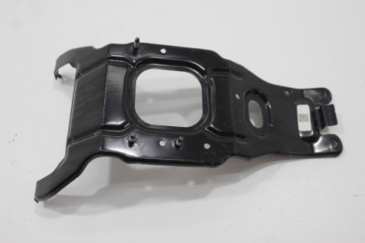 Mercedes gle w167 19- кронштейн середній a1676265300 фото №1