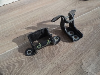 Nissan micra k14 2017 петли дверь правый задняя kpl фото №1