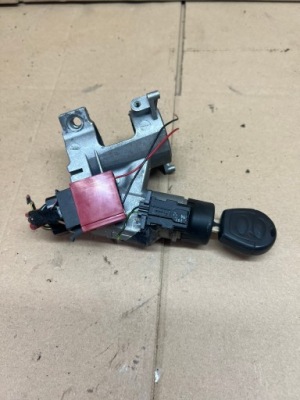 Замок зажигания ключ seat arosa ibiza cordoba i фото №1