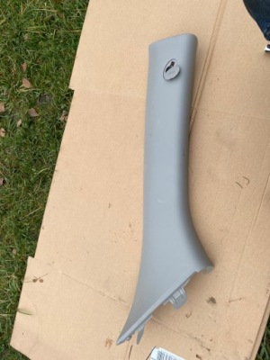 Kia sportage iii 10- захист стійка скло права фото №1