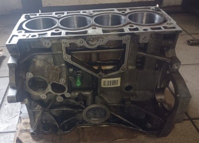 Блок двигуна ford volvo 1.6 ecoboost bm5g-6015-db фото №1