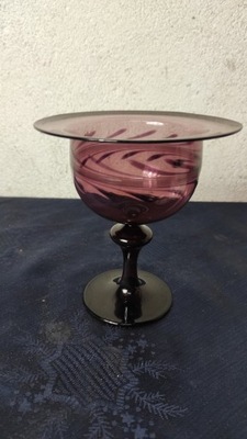 szklany kielich świecznik fioletowy kolorowe szkło