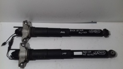 Audi q7 4m амортизатор задня лівий правий амортизатори комплект 4m0512137c фото №1