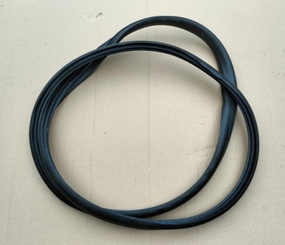 Renault arkana прокладка двері правий задня фото №1