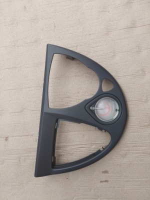 Рамка бардачка туннель citroen c8 807 phedra 02- фото №1