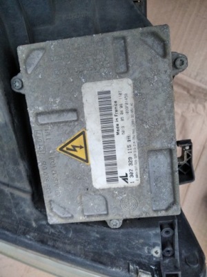 Audi a4 b7 преобразователь ксенон 1307329115 фото №1