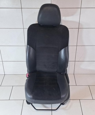 Avensis iii t27 сиденье левый перед водителя фото №1