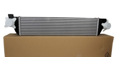 Интеркулер renault master 2.3 dci 2019- фото №1