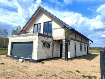 Dom, Żuków, 200 m²