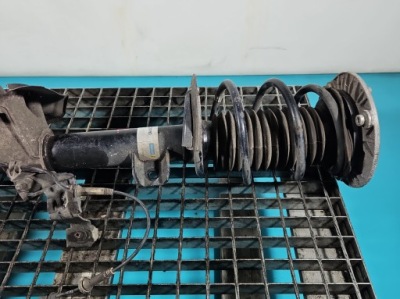 Амортизатор перед лівий передній bmw f30 фото №1