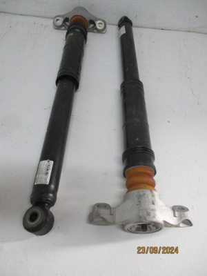 Амортизатор амортизатор peugeot 5008 iii 23r 9857569580 задній фото №1