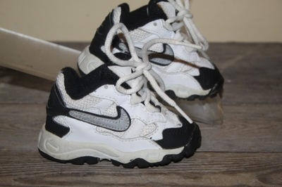 NIKE - ROZ.19,5/10CM Z METKI